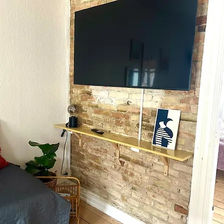 Cozy 2-room Apartment, Close To The Center K 3 - 2 Th شقة